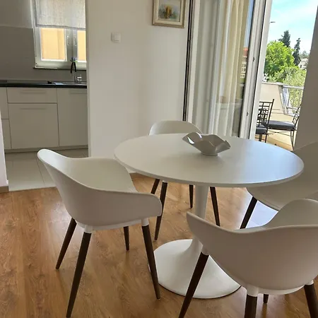 Apartment Lrs 2 In The Centar Of *